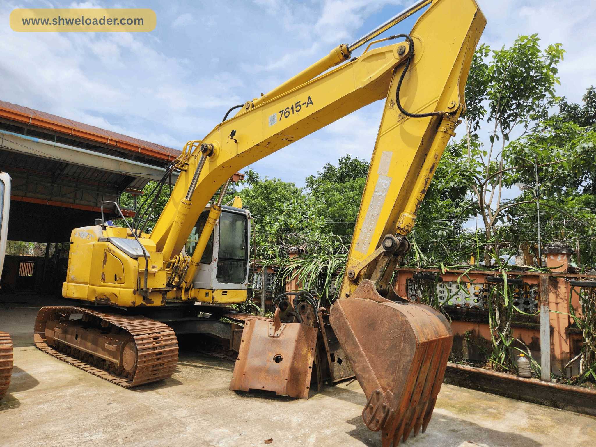 SUMITOMO Excavator 22 Ton