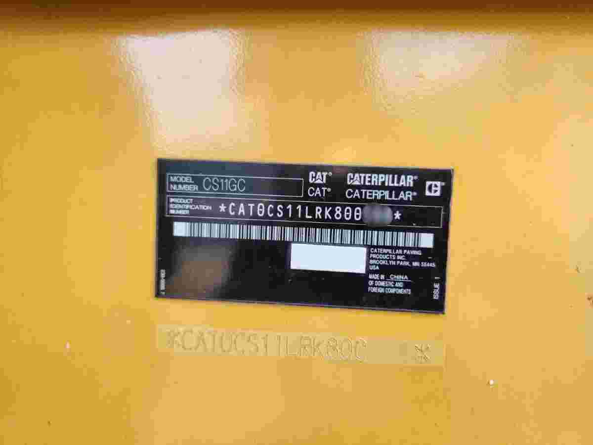 CAT Soil Compactor CS11GC