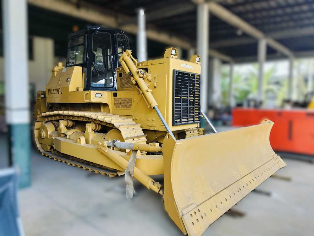 PENGPU Dozer PD220Y-1