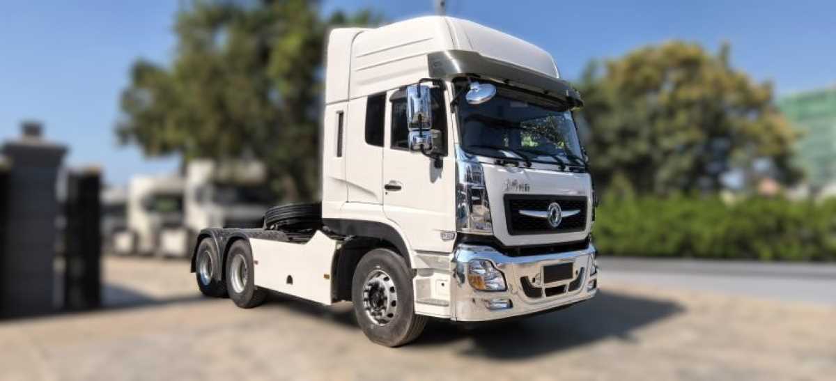 Dongfeng Prime Mover 6x4 (460 HP)