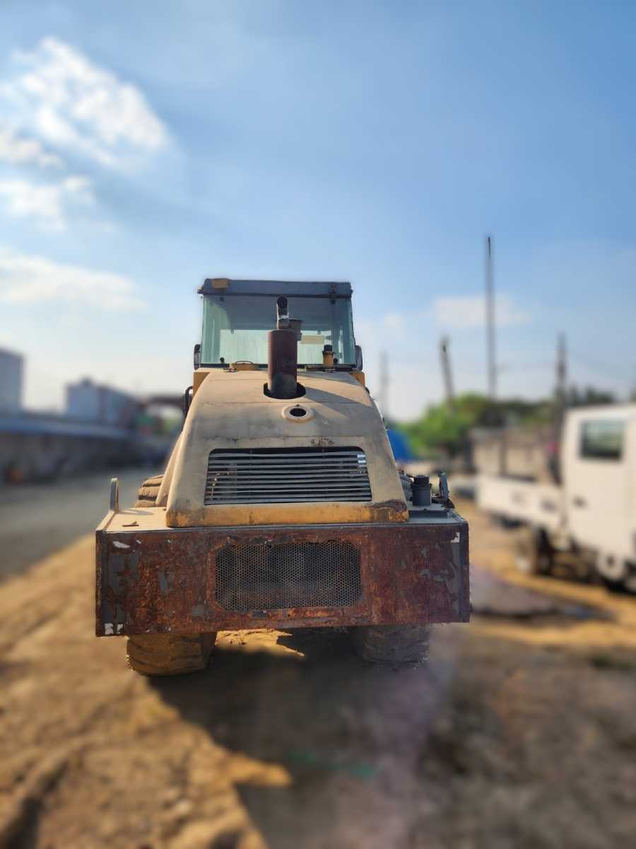 XCMG Soil Compactor XS142J (14 Ton)