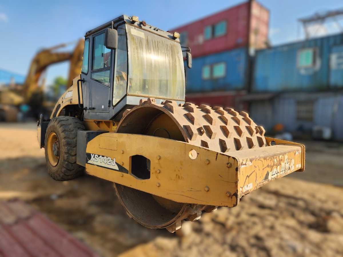 XCMG Soil Compactor XS142J (14 Ton)