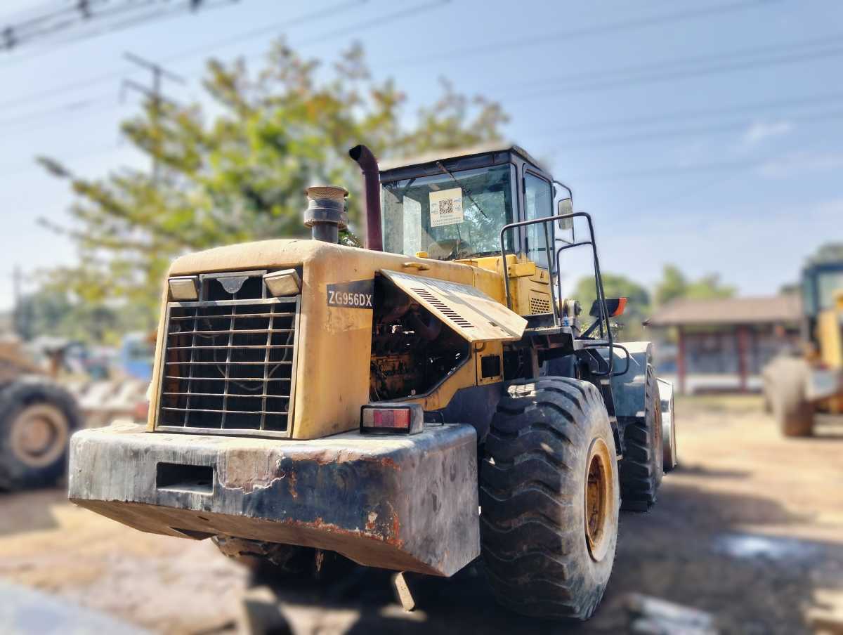 SINOMACH Wheel Loader ZG956DX (5 Ton)