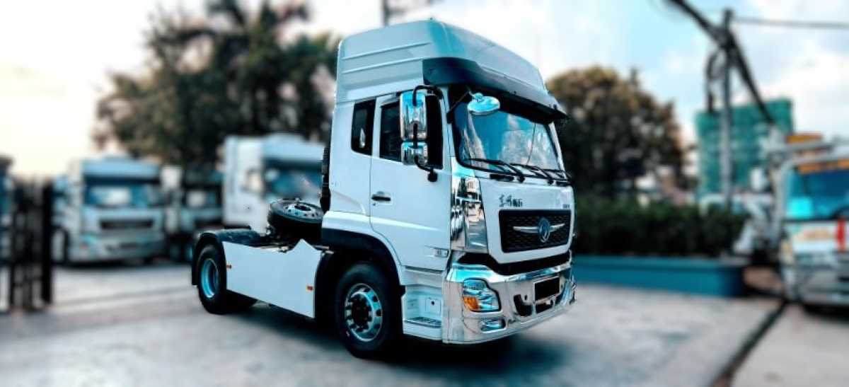 Dongfeng Prime Mover 4x2 (460HP)