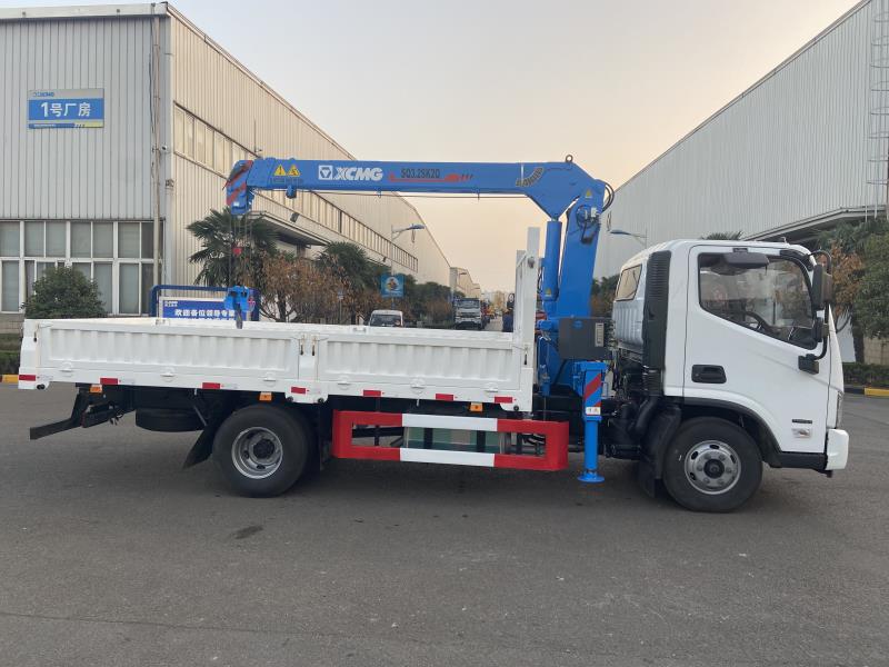 Foton Aumark Truck Crane