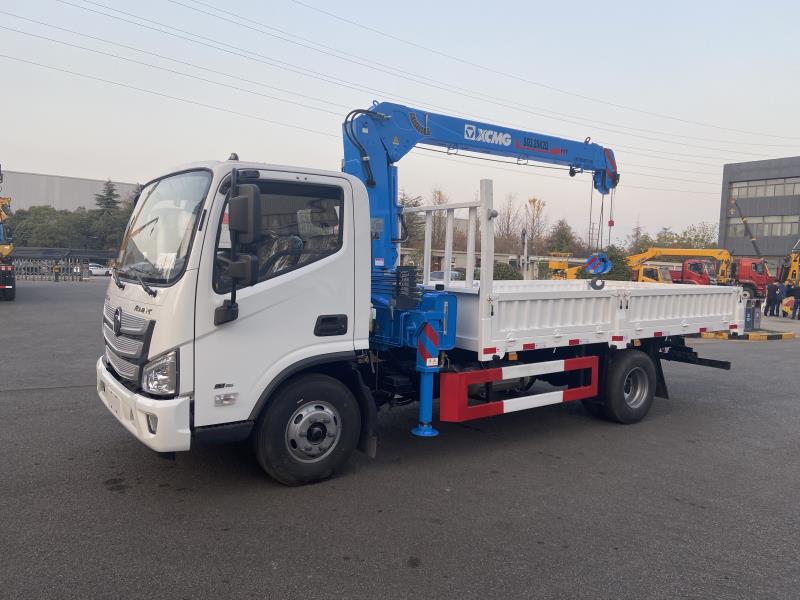 Foton Aumark Truck Crane