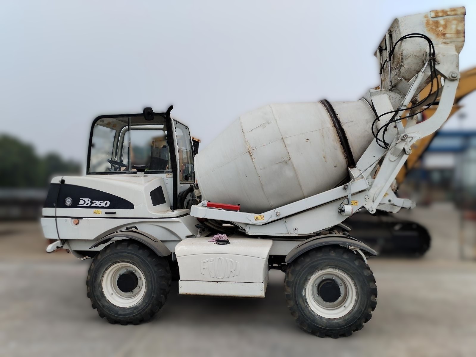 FIORI Self Loading Mobile Mixer DB260 (2.5m3)