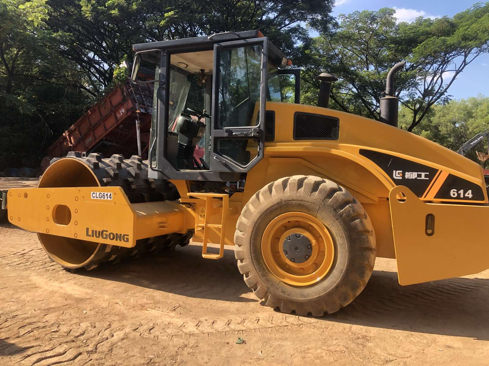 LIUGONG Single Drum Roller CLG614